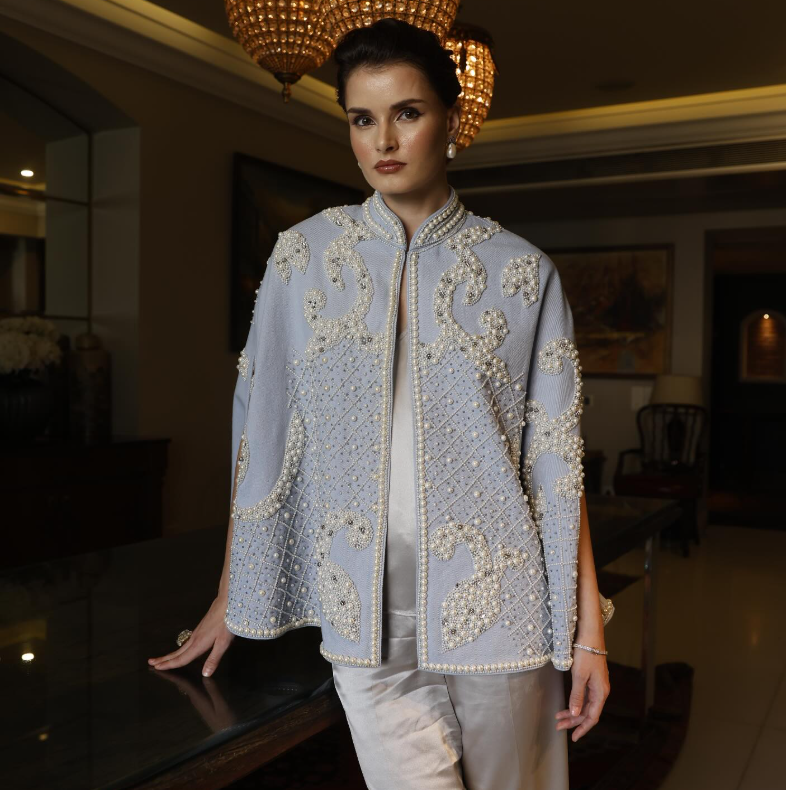 Pearl Lia Cape thumbnail 4